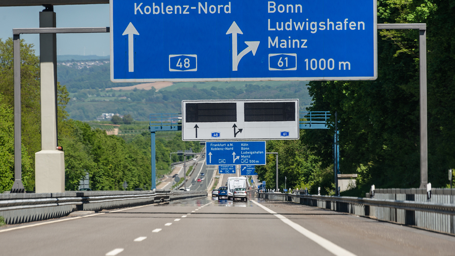 geschwindigkeitsbegrenzung autobahn