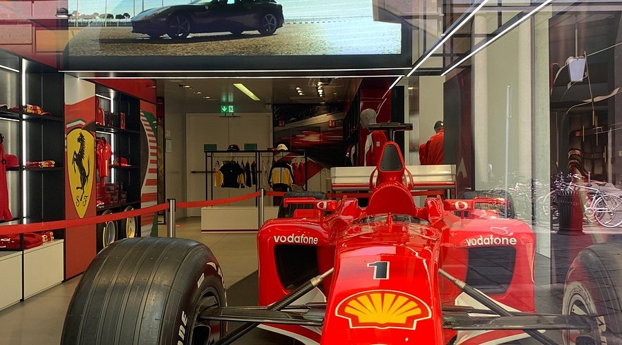 scuderia ferrari f1 shop